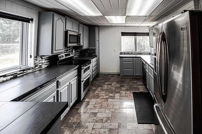 Building Photo - Baranof 500 - SJ