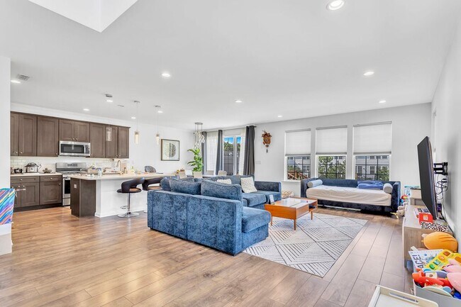 Foto del edificio - 1 Larkspur Ln