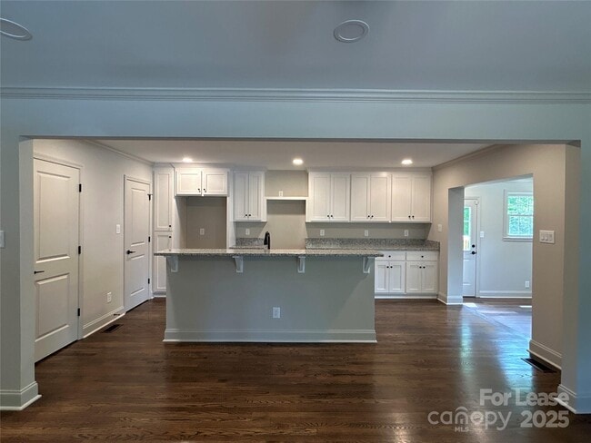 Foto del edificio - 6209 Idlebrook Dr