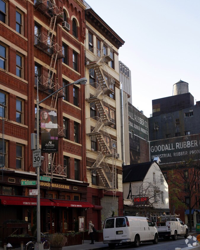 Foto del edificio - 4 White St