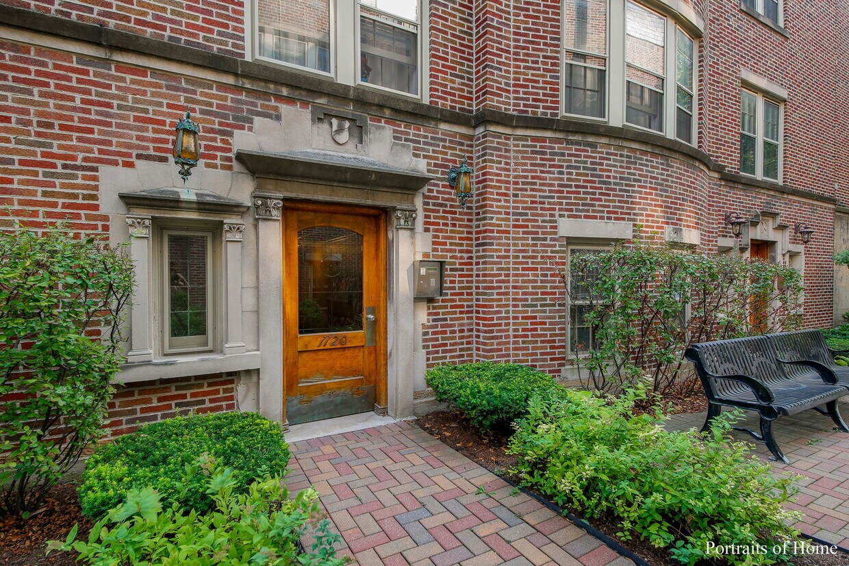 Foto principal - 1120 Washington Blvd