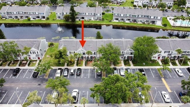 Foto del edificio - 396 Countryside Key Blvd