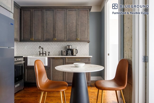 Building Photo - 187 Kent Ave