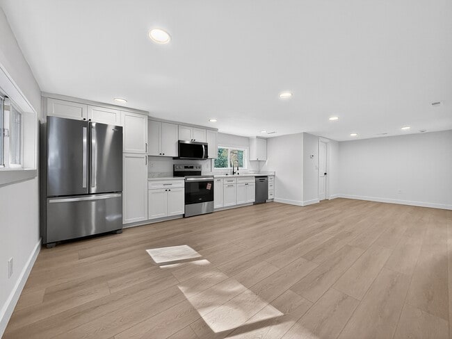 Foto del edificio - 13337 30th Ave NE