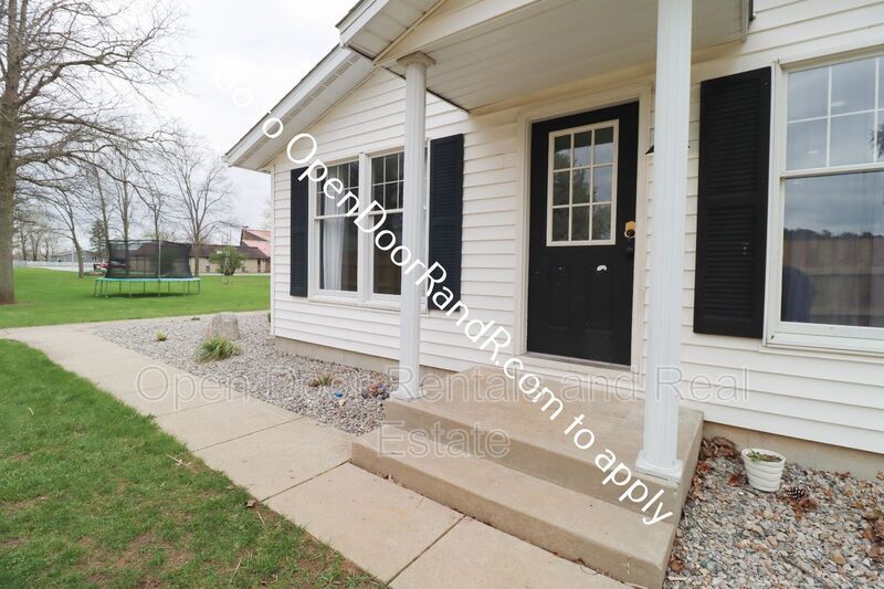 Primary Photo - 219 Maple Knoll Dr