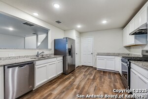 Foto del edificio - 7357 Littlefoot Ln