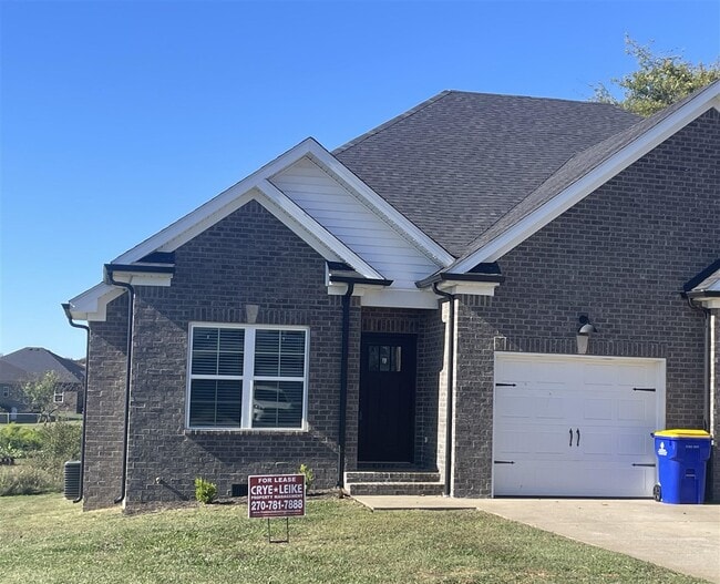 Foto del edificio - 705 Village Creek Dr