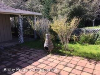 Foto del edificio - 3 br, 2.5 bath House - 809 Browns Valley Rd