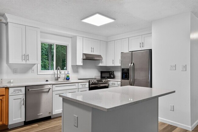 Foto del edificio - 21465 Indian Bridge Rd