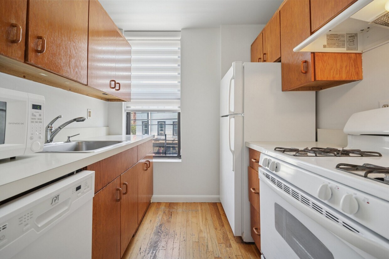 Foto principal - 236-238 Newark Ave