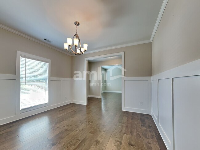 Foto del edificio - 1857 Bloom Ct