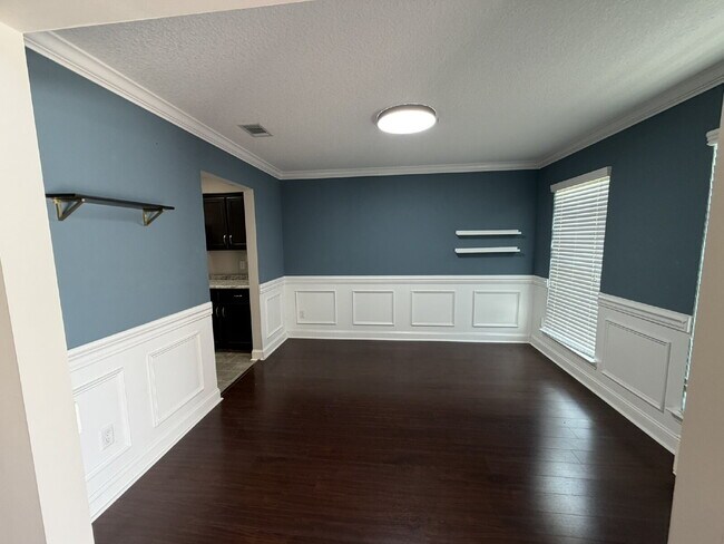 Building Photo - Home for Rent