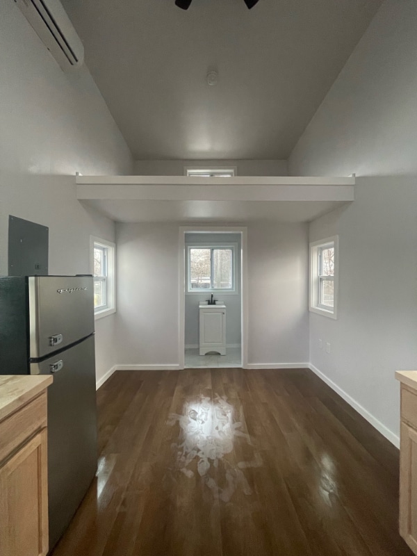 Foto del edificio - 706 N Guthrie Ave