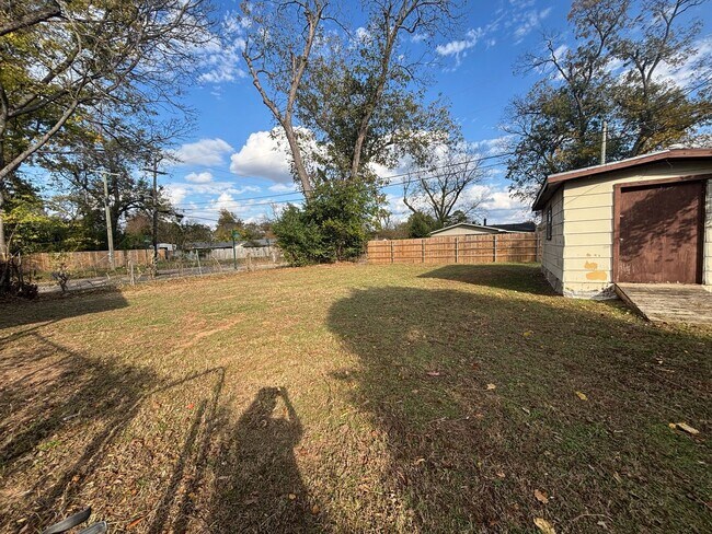 Foto del edificio - Shady Grove