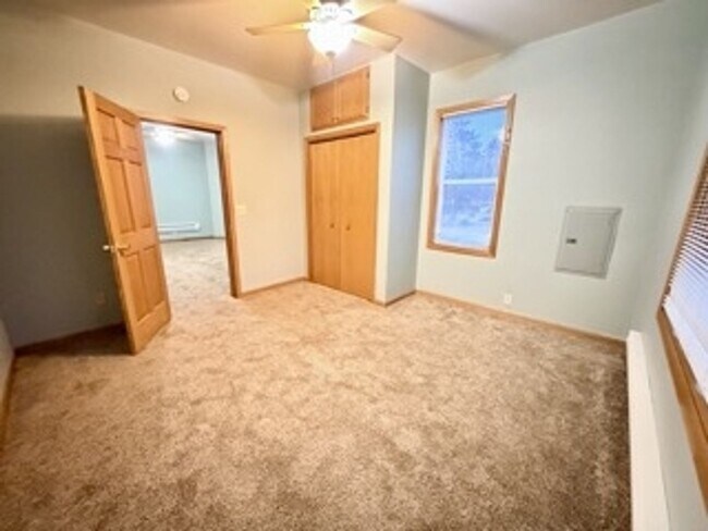 Building Photo - 120 S Garden Ave