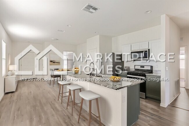 Foto del edificio - 19536 W Badgett Ln