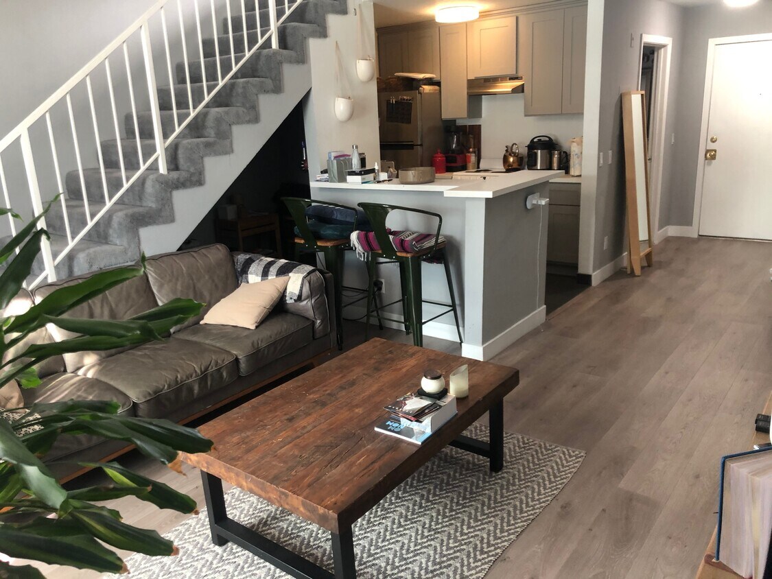 Foto principal - 6732 Franklin Pl