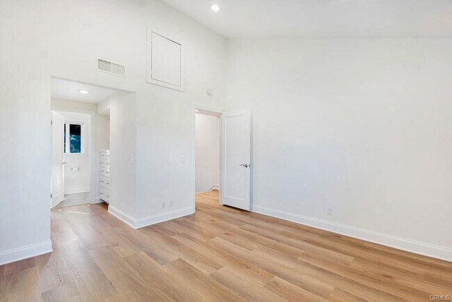 Foto del edificio - 4410 Park Jazmin