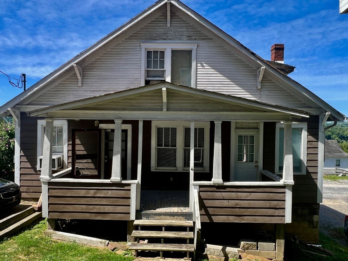 Primary Photo - 311-313 Fourth Street