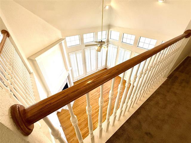 Foto principal - 9312 Cedardale Dr