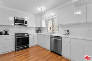 Foto del edificio - 5255 Coldwater Canyon Ave