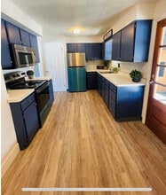 Building Photo - 215 Tarrington Rd