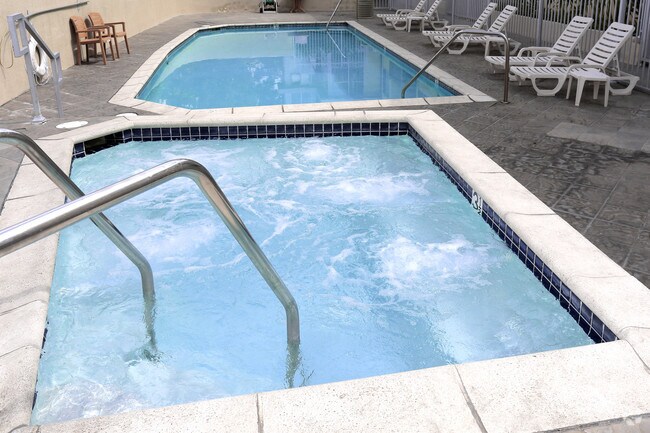 Building Photo - Northpoint Apartment