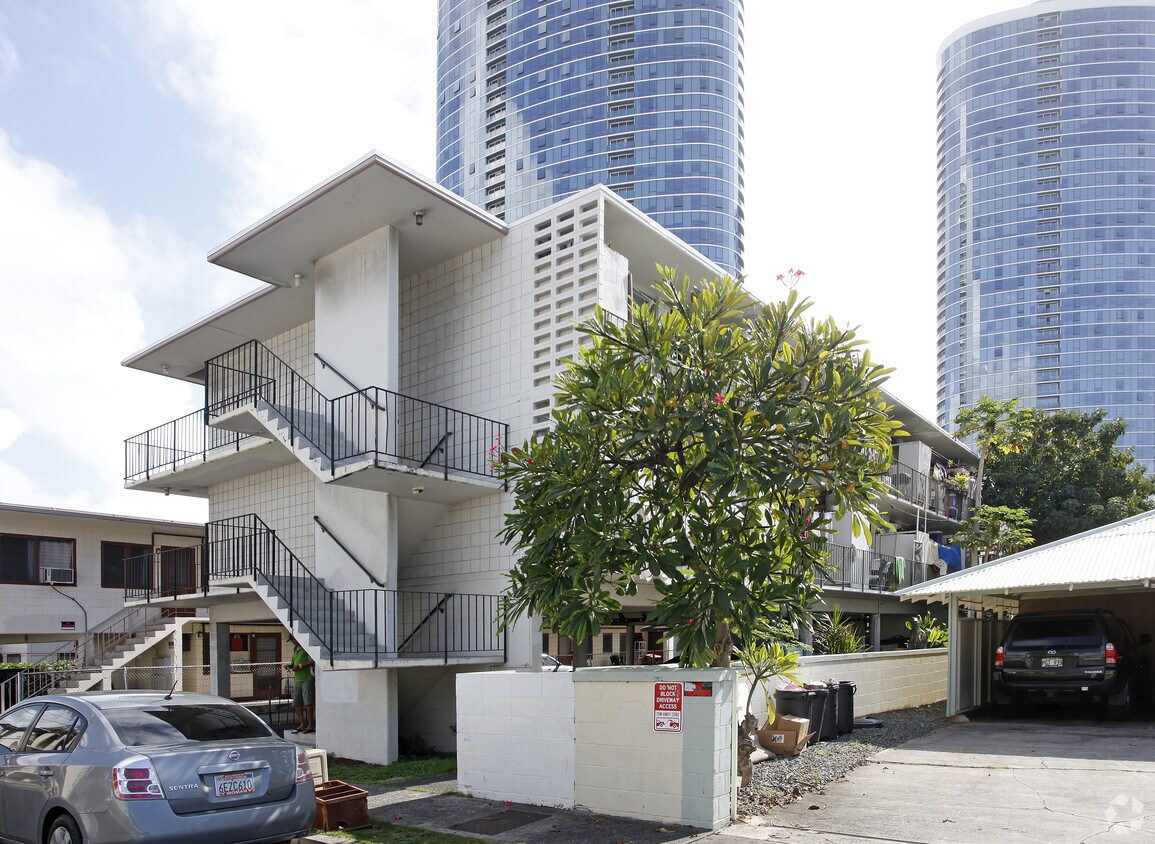 Building Photo - 1111 Hoolai St