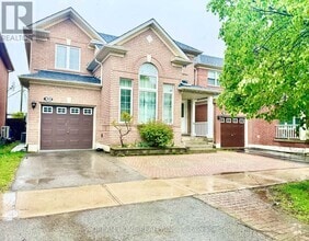 Building Photo - 23 Wiltshire Dr