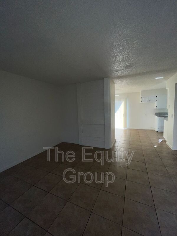 809 Monarch Cir Unit 1, Exeter, CA 93221 Condo for Rent in Exeter