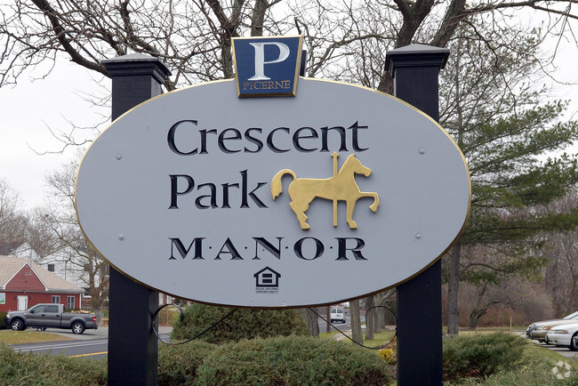 Foto del edificio - Crescent Park Manor