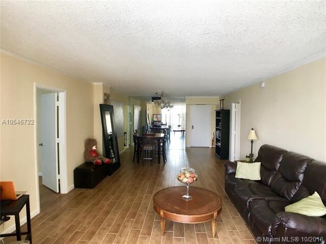 Building Photo - 3800 S Ocean Dr