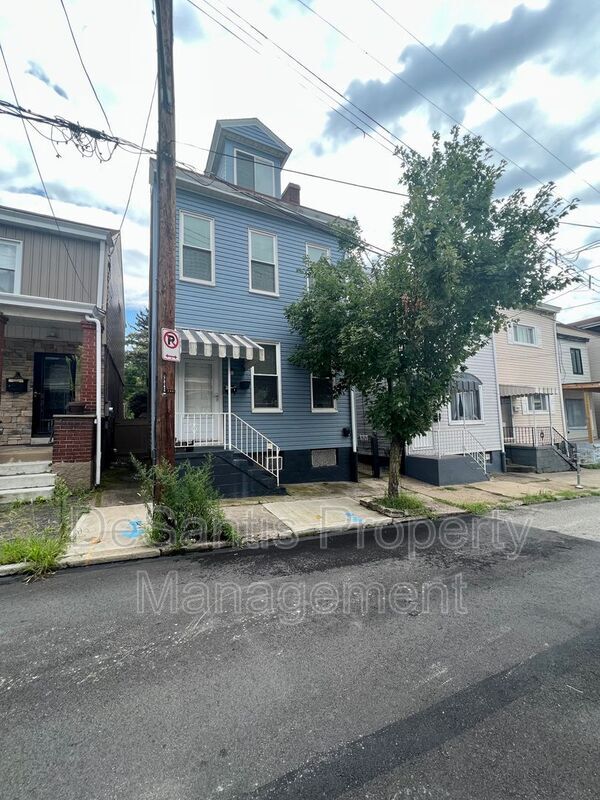 Primary Photo - 419 Taylor St