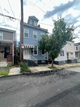 Building Photo - 419 Taylor St