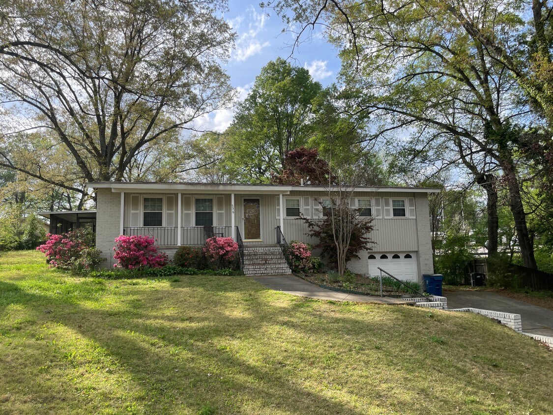 Foto principal - 536 Edgecrest Cir