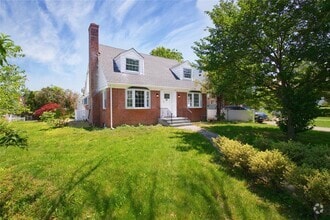 Building Photo - 83 Ingraham Blvd