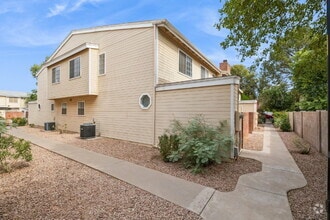 Building Photo - 625 S Westwood