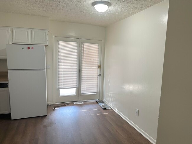 Building Photo - 2981 Winter Garden Dr