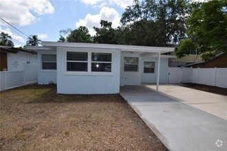 Building Photo - 2212 Hoffner Ave
