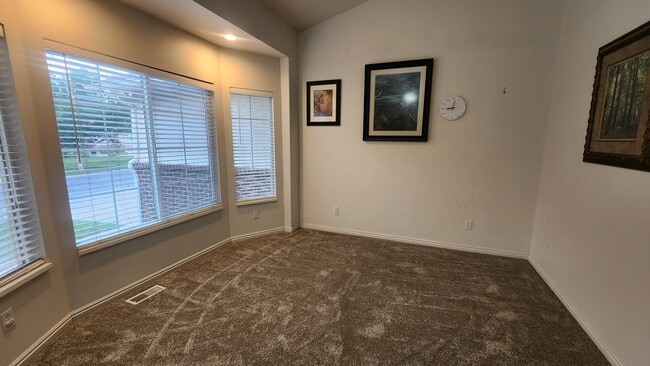 Living Room - 883 W 2100 S