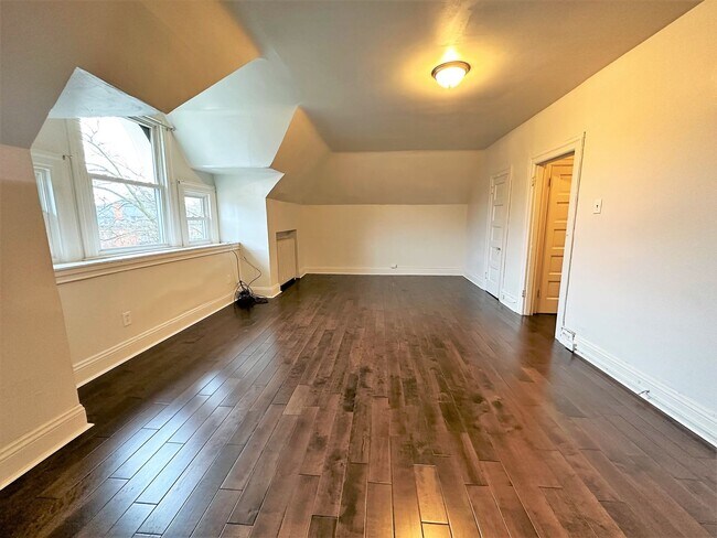 Foto del edificio - Highland Park - Apartments For Rent In Pittsburgh