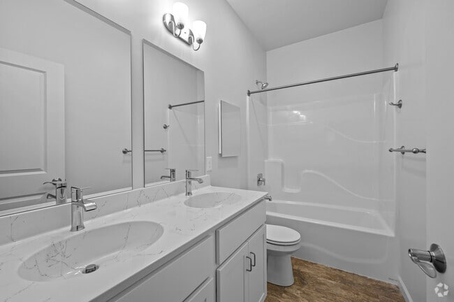 2 BR, 2 BA - The Oasis