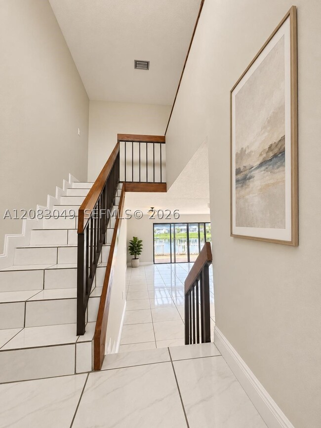Building Photo - 1201 SW 124th Ct