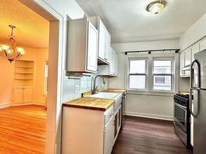 Building Photo - 1067 St Clair Ave