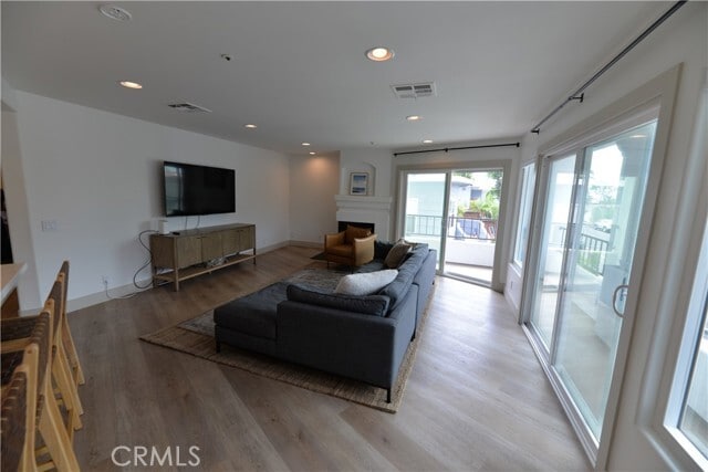 Building Photo - 223 W Avenida Palizada