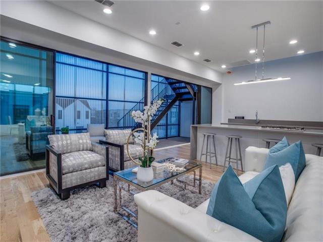 Foto del edificio - 5225 Crestfield Pl