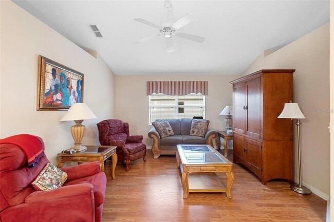 Photo - 713 Mountain Ash Way Unit House