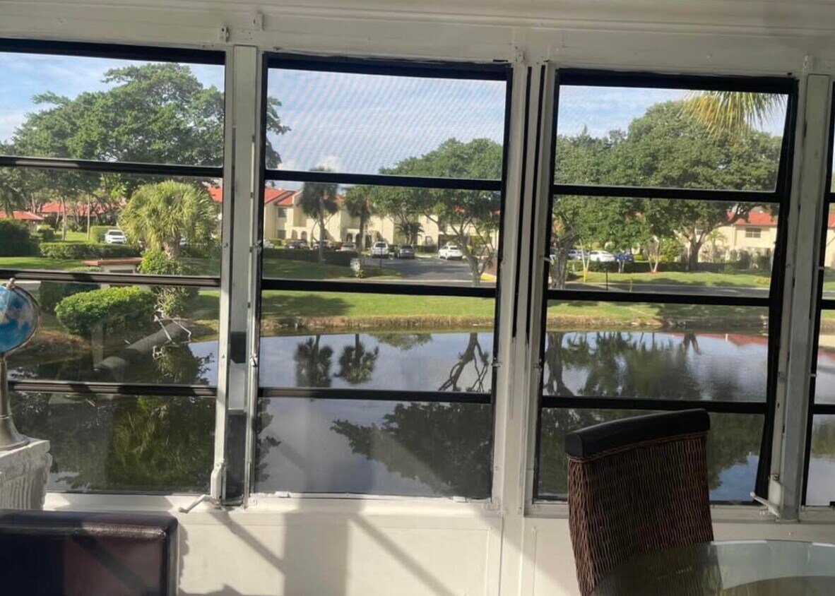 Primary Photo - 21218 Lago Cir