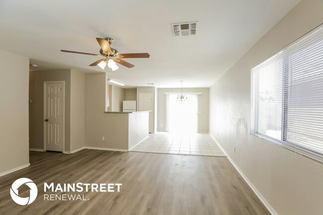 Foto del edificio - 2440 S 71st Ln