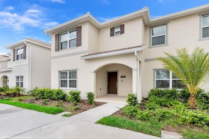 Foto principal - 5021 Windermere Ave